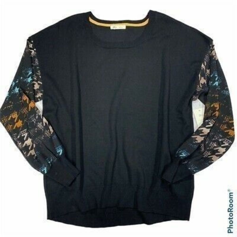 NEW OVLA Contrasting Sleeve Blouse